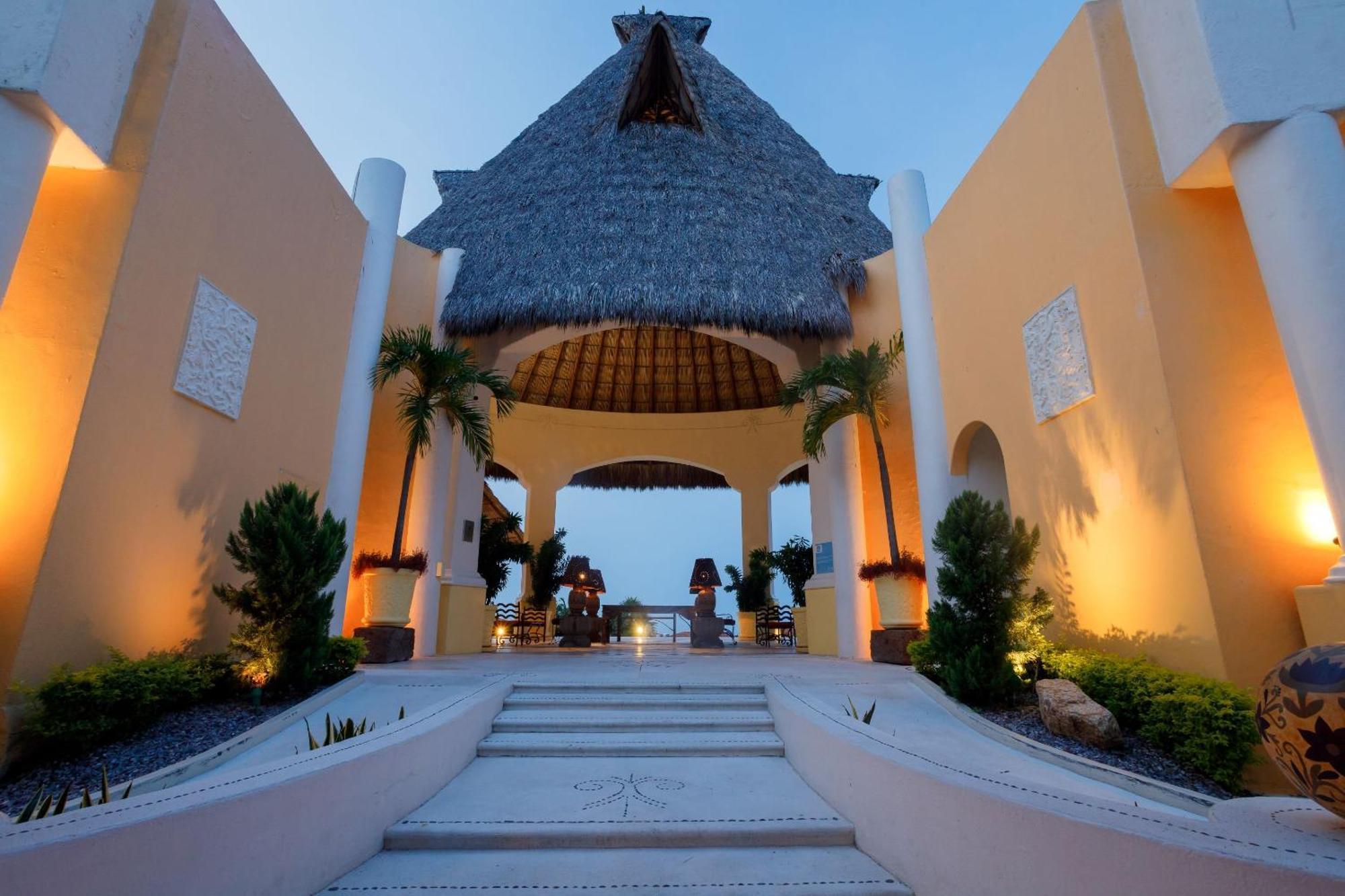 Отель Quinta Real Акапулько Экстерьер фото